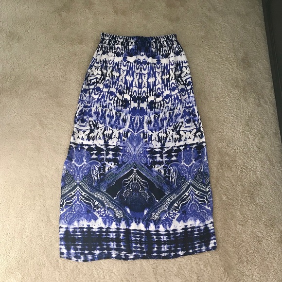 NWOT Express Printed Chiffon Maxi Skirt - Sz S - Picture 3 of 6